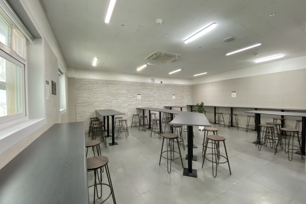 BOOK CAFE